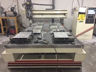 2006 THERMWOOD CS45 Used 3 Axis CNC Routers | CNC Router Store