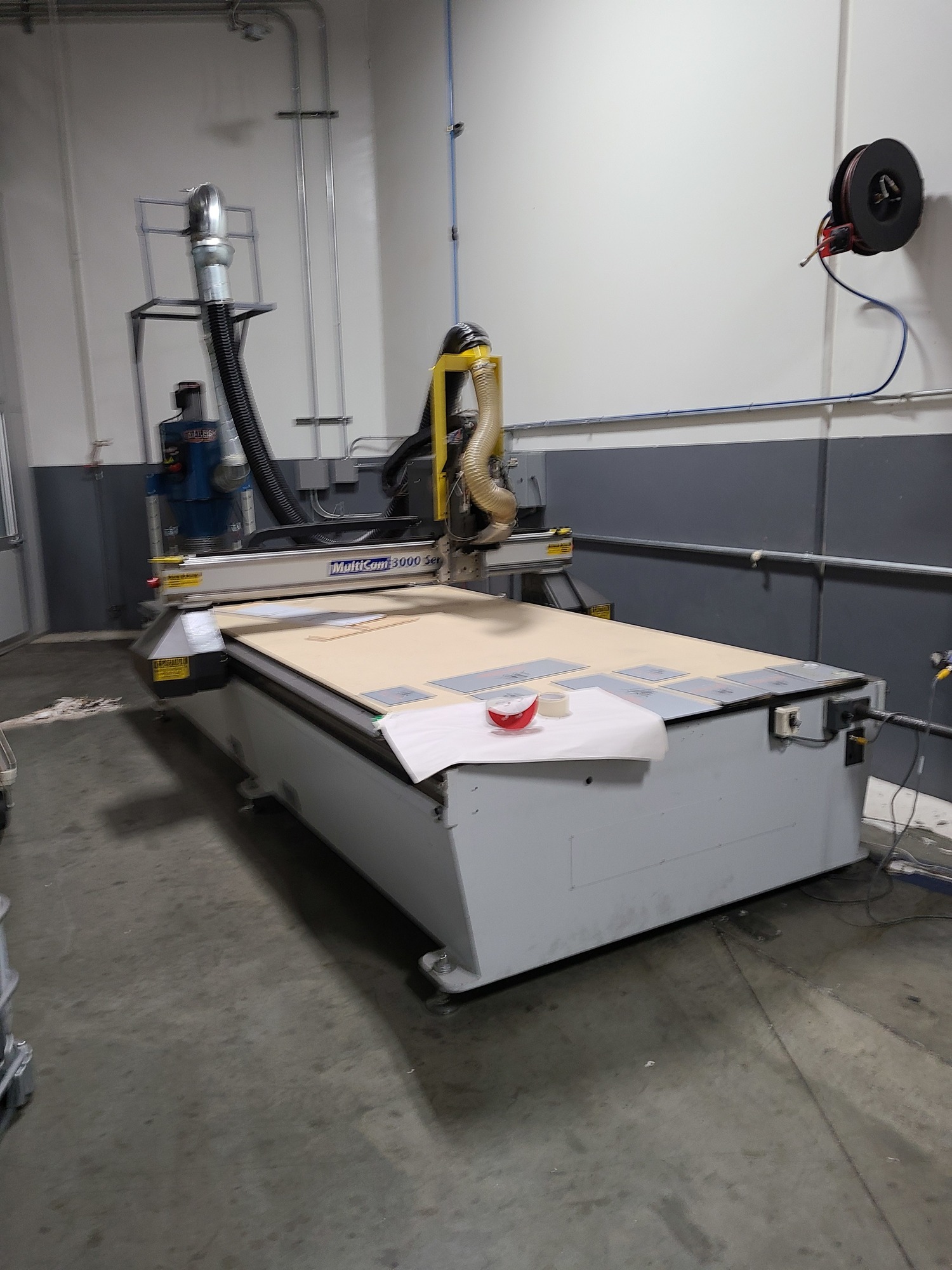2014 MULTICAM 3-204 Used 3 Axis CNC Routers | CNC Router Store